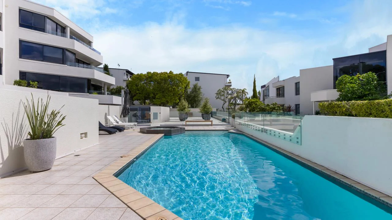Heated swimming pool and sun deck at Westpoint complex
